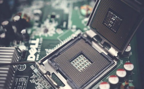 2021年中國股市高增長潛力軍工股名單出爐，技術(shù)驅(qū)動(dòng)新機(jī)遇